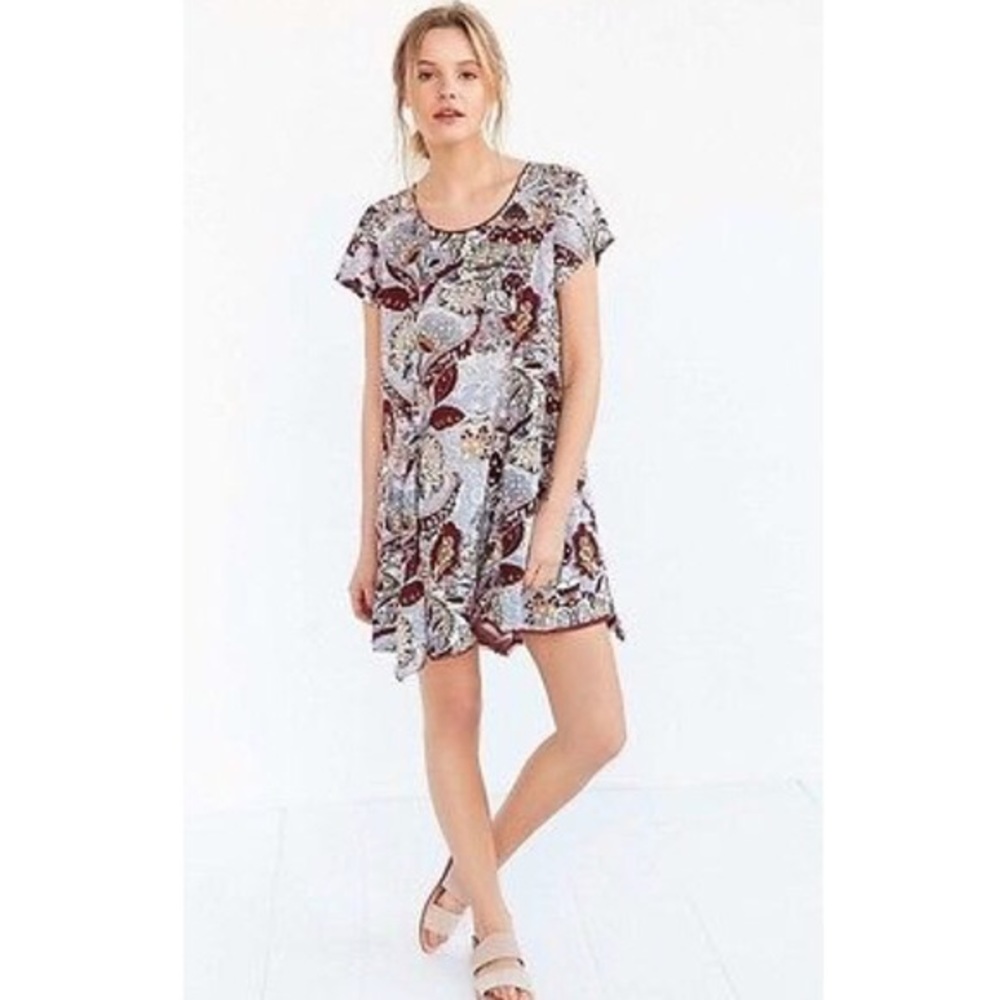 Urban Outfitters Silence and Noise Paisley Dress
